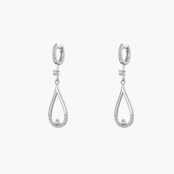 PENDIENTES LARGOS CON DIAMANTES FORMA LAGRIMA