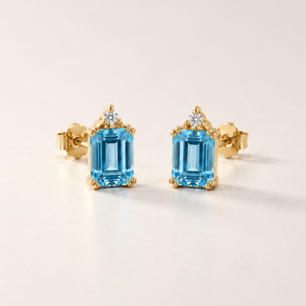 BRINCOS DE ÁGUA-MARINHA LAPIDAÇÃO ESMERALDA E DIAMANTE