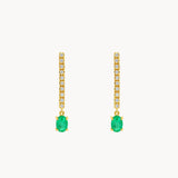 Brincos longos de esmeralda e diamantes