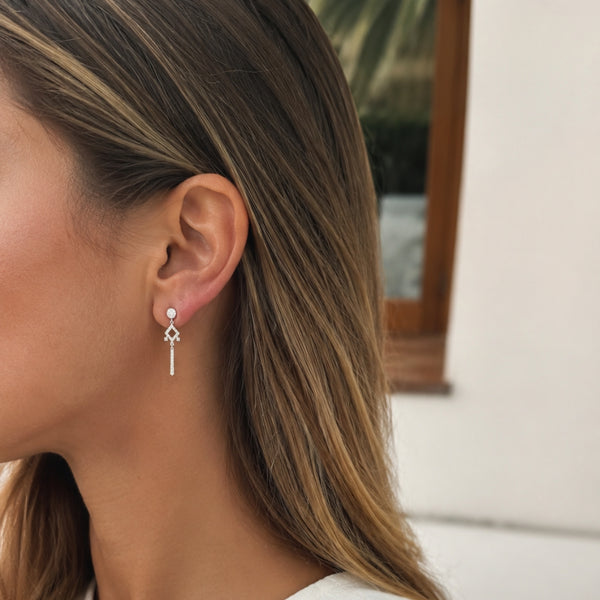 PENDIENTES LARGOS ROMBO CON DIAMANTES