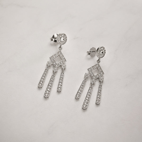 PENDIENTES CON ROMBO Y TIRAS DE DIAMANTES