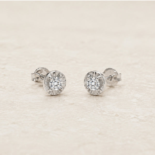 PENDIENTES CONTORNO TALLADO CON DIAMANTE