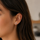 PENDIENTES CUADRADOS CON DIAMANTES EN PAVE