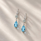 PENDIENTES LARGOS CON AGUAMARINA PERILLA Y DIAMANTES