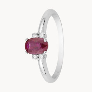 ANILLO RUBI OVAL CON DIAMANTES EN LINEA