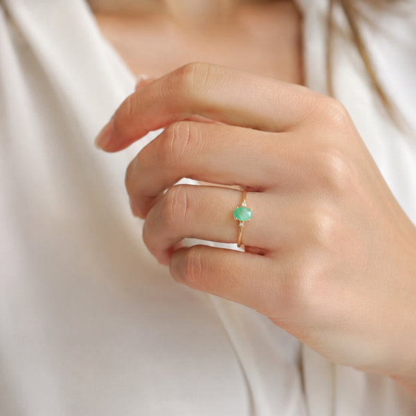 OVAL GREEN QUARTZ RING WITH CUBIC ZIRCONIA stones