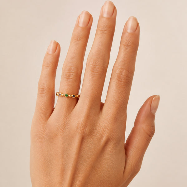 ANILLO CON CIRCONITAS DE COLOR EN CHATON