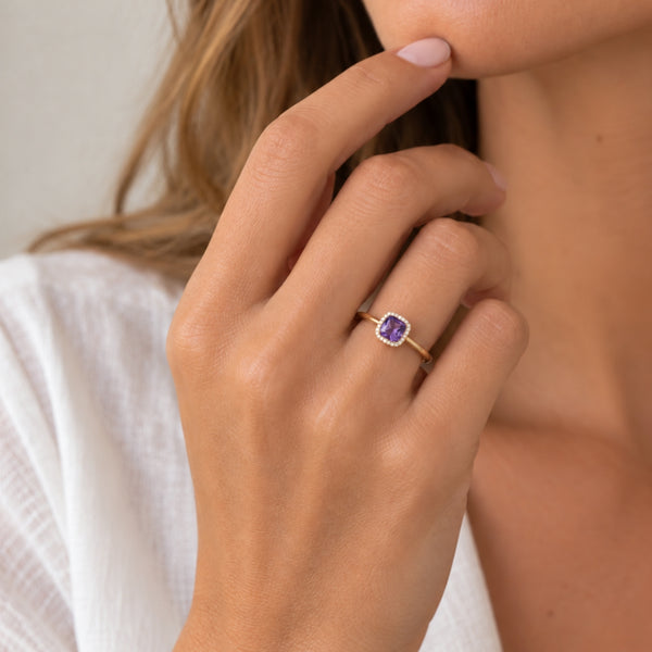 ANILLO AMATISTA TALLA CUSHION CON DIAMANTES