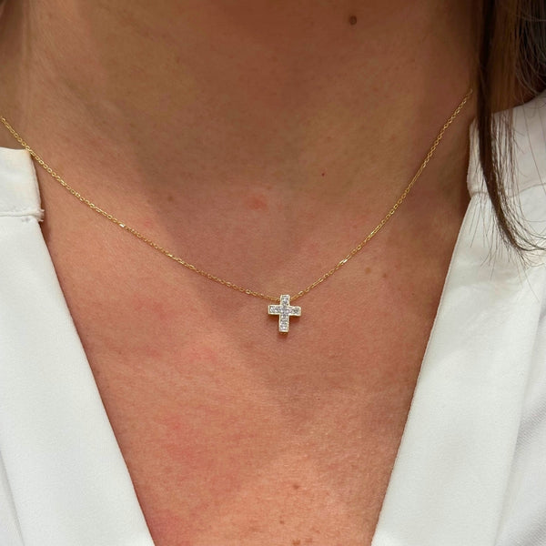 COLGANTE CRUZ Y DIAMANTES KELLEY