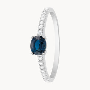 ANILLO ZAFIRO OVAL HORIZONTAL Y DIAMANTES