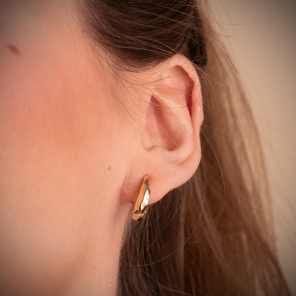POLISHED FINISH BRAIDED HOOP EARRINGS