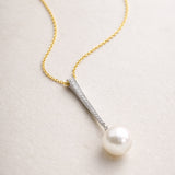 COLAR PÉROLA E DIAMANTES AMALIE