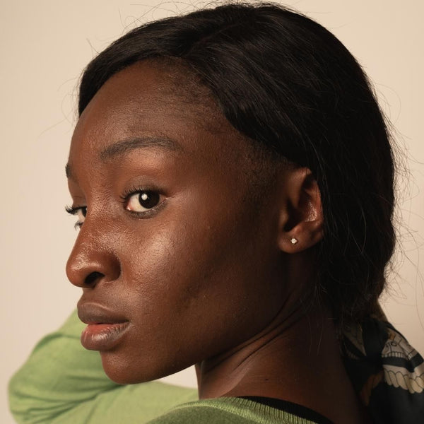 BRINCOS COM DIAMANTE GARRAS 0,32 QUILATES MICHELLE