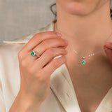 ANILLO ESMERALDA 7x5MM Y DIAMANTES 0.30 QILATES DIANE II