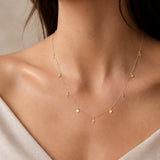 COLLAR CON CRUCES Y CHAPAS JANE