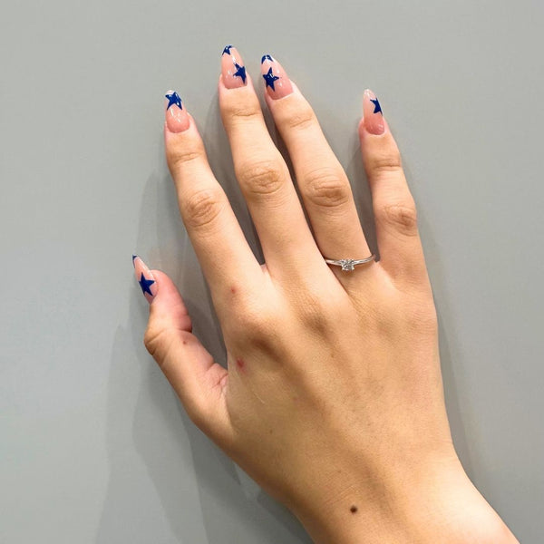 ANILLO SOLITARIO CUATRO GARRAS CON DIAMANTE 0.14 QUILATES GERTIE