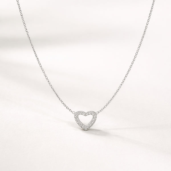 COLLAR CORAZON CON DIAMANTES LEANNA