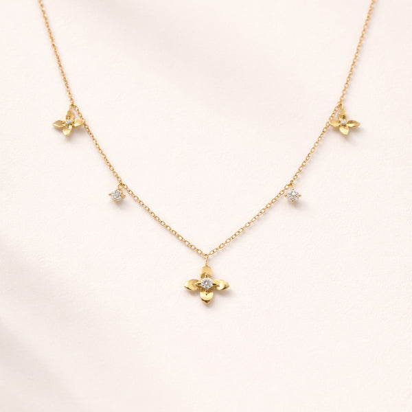 COLLAR CON FLORES Y DIAMANTES SADE