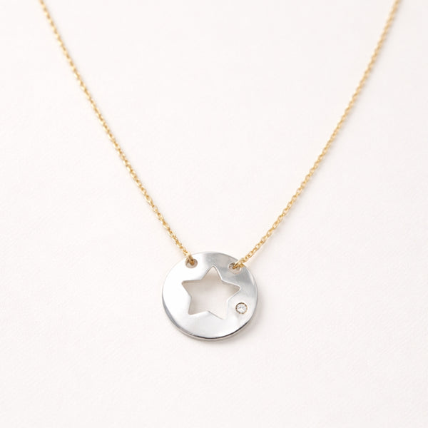 COLGANTE ESTRELLA CON DIAMANTE MIDORI