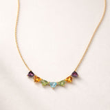 COLAR PEDRAS DE COR E DIAMANTES REN
