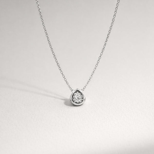 ANHÄNGER TROPFEN MIT DIAMANTEN GIANNA