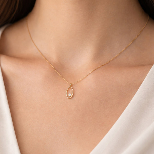 COLGANTE OVAL CON DIAMANTE OSANNA