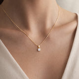 COLGANTE DIAMANTE GARRAS 0.21 QUILATES MICHELLE