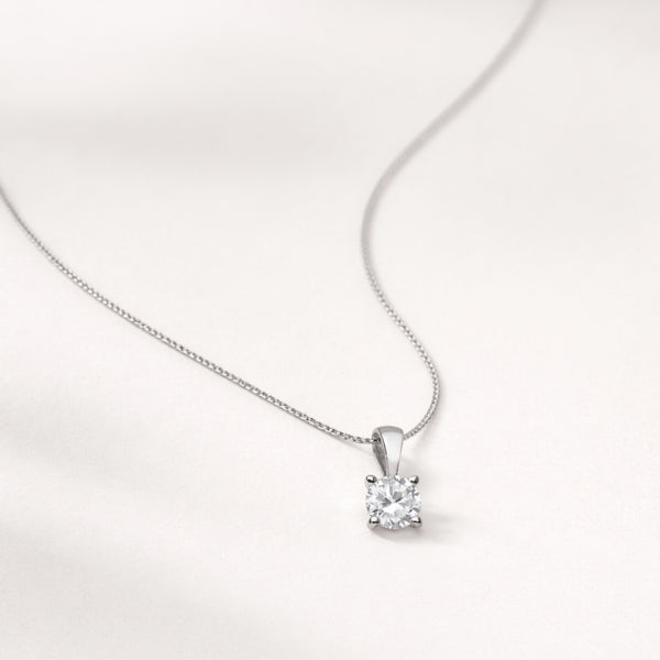 COLGANTE DIAMANTE GARRAS 0.25 QUILATES MICHELLE