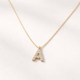 COLGANTE INICIAL CON DIAMANTES