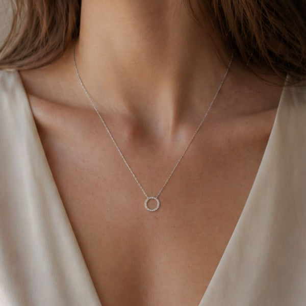 COLLAR CIRCULO CON DIAMANTES SOPHIE