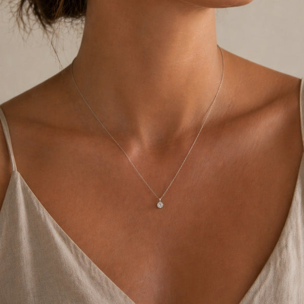 COLGANTE GARRAS CON DIAMANTES ATARA