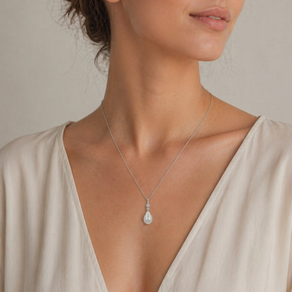 COLGANTE PERLA CON DIAMANTES SACHA MILIA