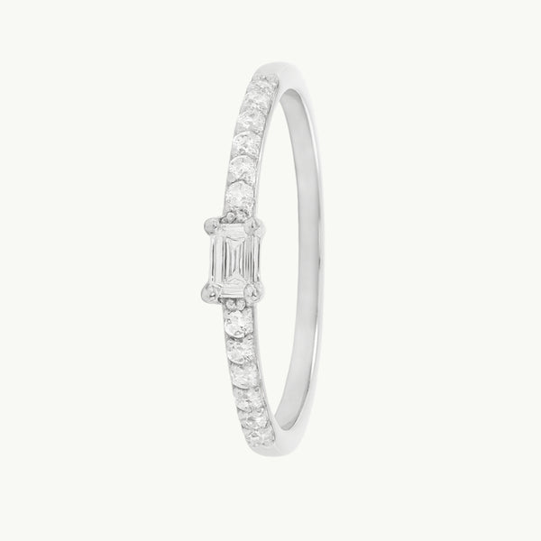 ANILLO CON CIRCONITAS CAMMIE