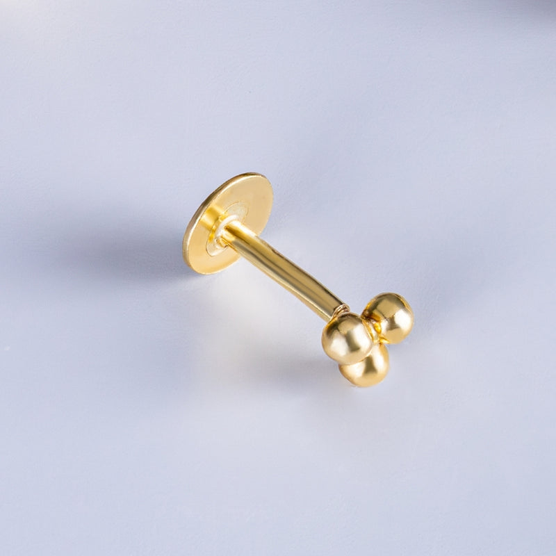 SHANI SMOOTH BALLS PYRAMID EAR PIERCING