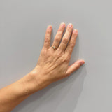 ANILLO SOLITARIO CIRCULO CON DIAMANTE 0.11 QUILATES ALOISIA
