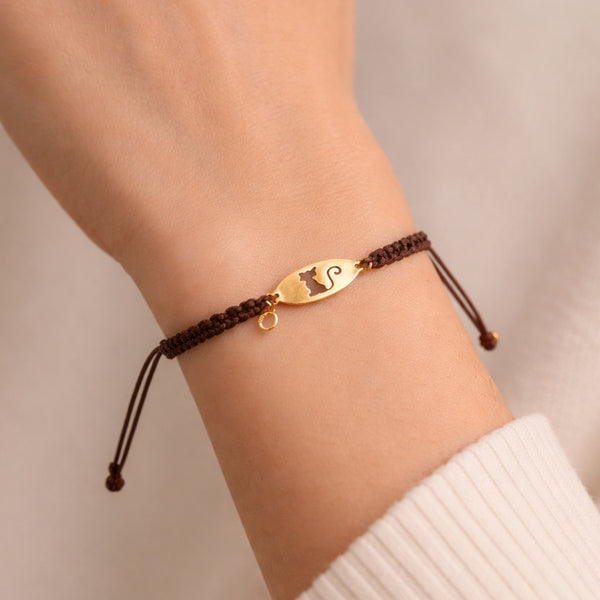 PULSERA MACRAME CHAPA CON GATO II