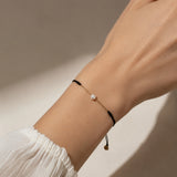 PULSERA MACRAME NEGRO CADENA CON PERLA