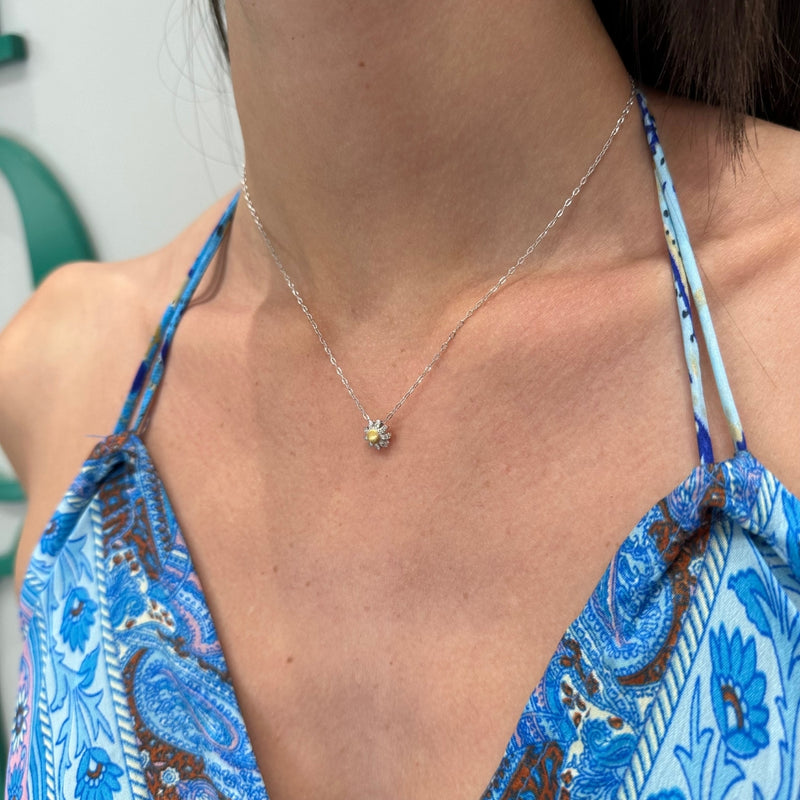 COLGANTE MARGARITA CON DIAMANTES MIDORI