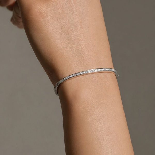 PULSEIRA RÍGIDA COM DIAMANTES ALIA