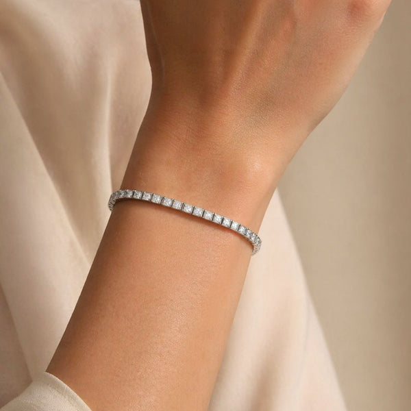 PULSEIRA RIVIÈRE COM DIAMANTES NAZ