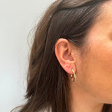 PENDIENTES AROS FORMA TRENZADA EFECTO RIZADO 24MM