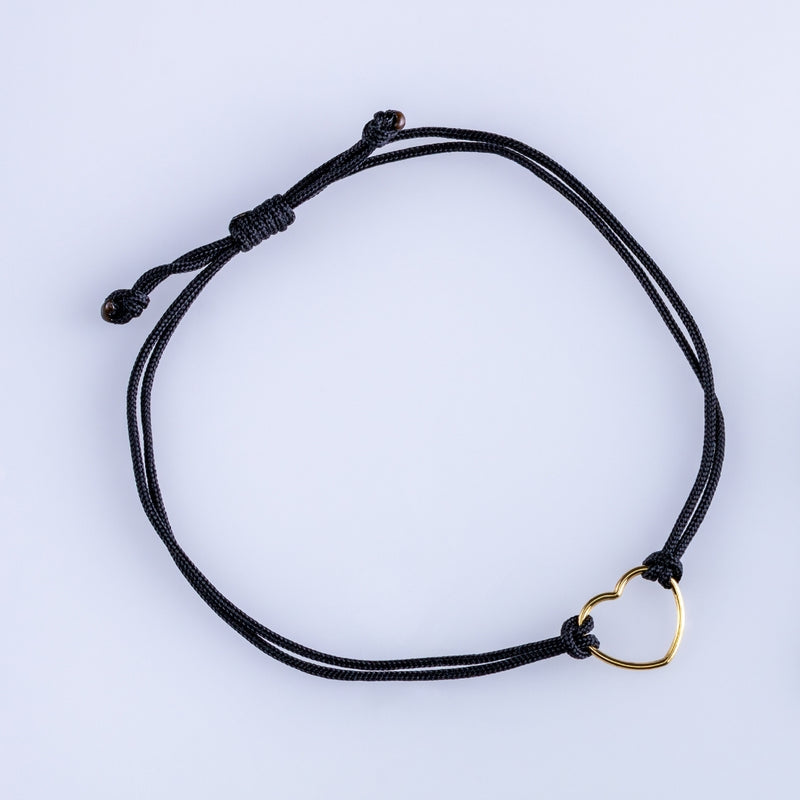 RAISA HEART MACRAME BRACELET