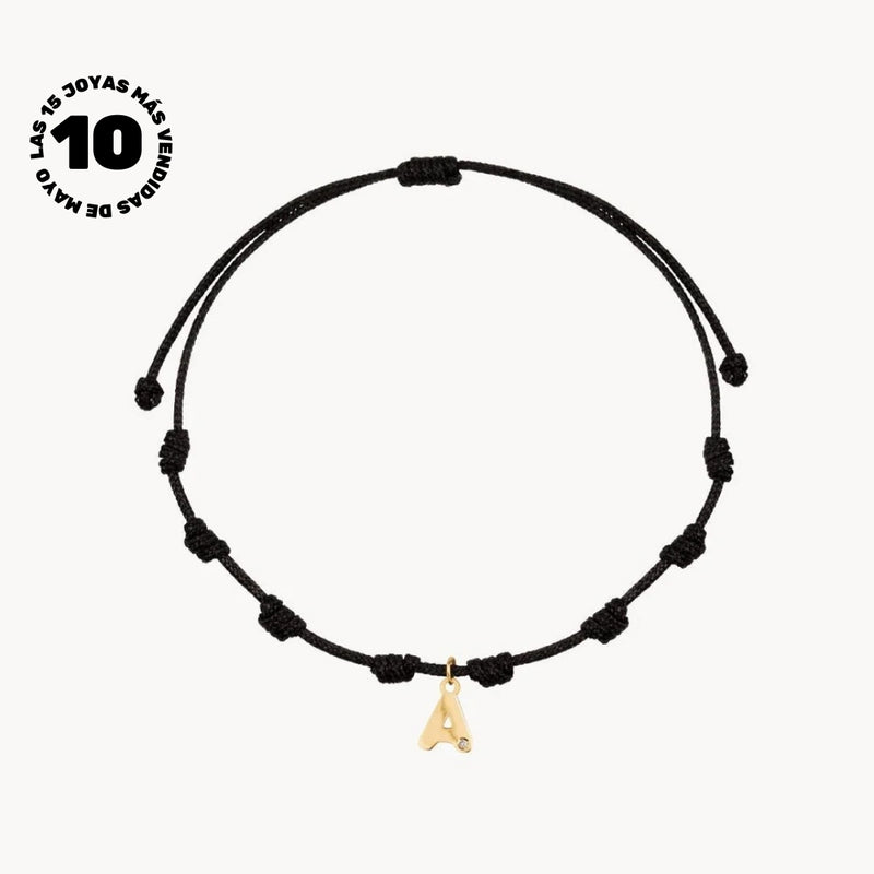 BRACELET INITIAL EN MACRAMÉ AVEC DIAMANT