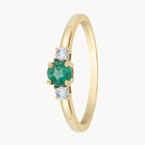 ANILLO ESMERALDA EN GARRAS CON DIAMANTES A LOS LADOS