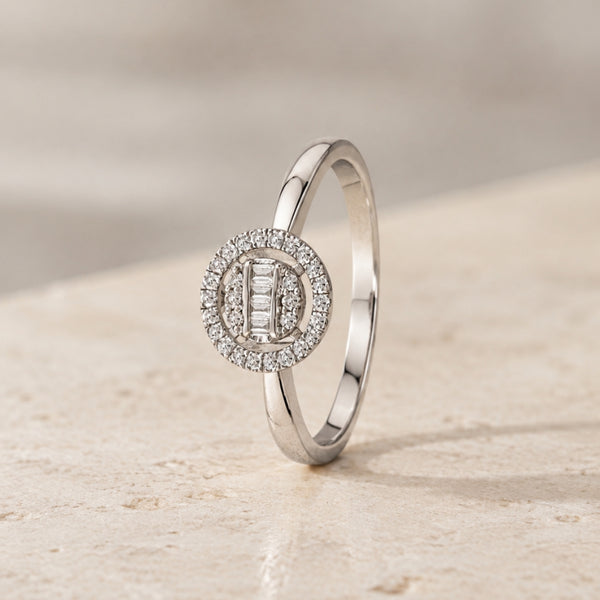 ANILLO HALO DIAMANTES BRILLANTE Y BAGUETTE