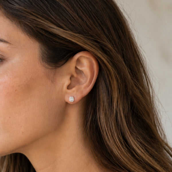 PENDIENTES TALLA BAGUETTE CON HALO DE DIAMANTES
