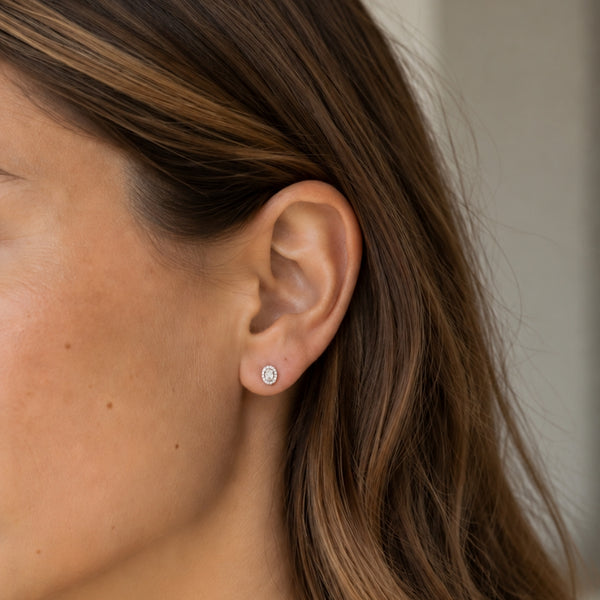PENDIENTES TALLA OVAL CON HALO DE DIAMANTES