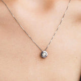 COLGANTE DIAMANTE CHATON 0.30 QUILATES PUNTO DE LUZ CERTIFICADO IGI