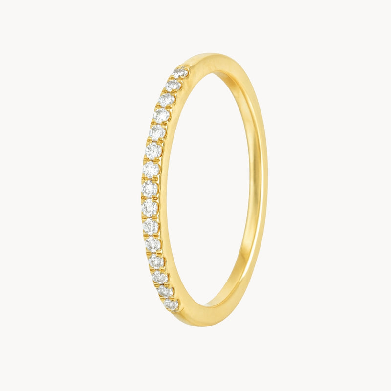 ANILLO MEDIA ALIANZA CON DIAMANTES 0.13 QUILATES ADORA