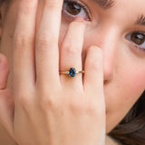 Anillo Oro 18kt topacio london blue y circonitas Stella II